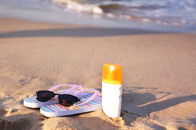10 Sunscreen Ingredients That Raise Health Questions
