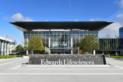 Edwards Lifesciences Analysts Increase Their Forecasts After Stronger-Than-Expected Q2 Results