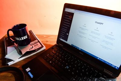 Worried About Job Insecurity? Suze Orman Recommends Making This Smart Career Move Right Now