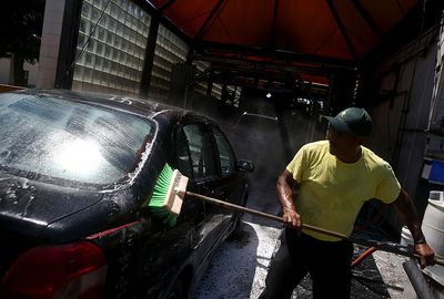 Undocumented Farmworkers in California Struggle to Stay Safe as Temperatures and Fears Rise: 'The Body Just Gives Out'
