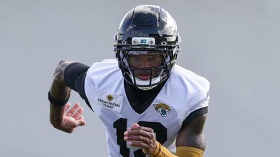 Travis Hunter Details What It's Been Like Practicing As a Two-Way Player