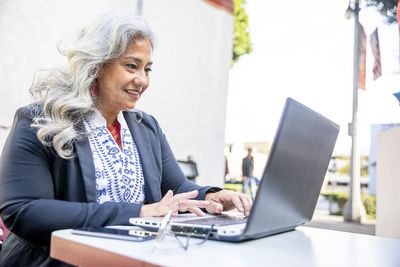 The Five Best Side Hustles for Retirees