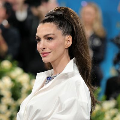 A New Love Interest Has Been Cast for Anne Hathaway in The Devil Wears Prada 2