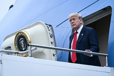Trump, EU Chief To Meet Sunday In Push For Trade Deal
