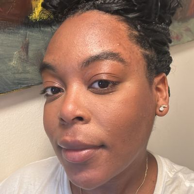 Laura Mercier's Secret Brightening Powder Is Like Eight Cups of Coffee for My Under Eyes