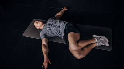 An expert says this 7-minute mobility routine erases "hours of damage” to your hips, back and shoulders