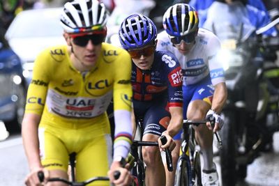 'He can climb with the best guys in the world' – Oscar Onley misses out on Tour de France podium, but without disappointment