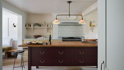 'Most kitchens don't suffer from a lack of storage, just inefficient use of it' – 7 things people with tidy kitchen cabinets never do