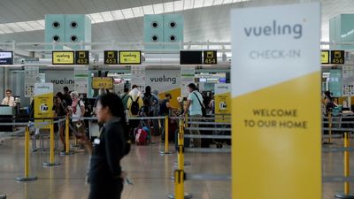 France demands 'explanation' after Jewish youths removed from flight in Spain