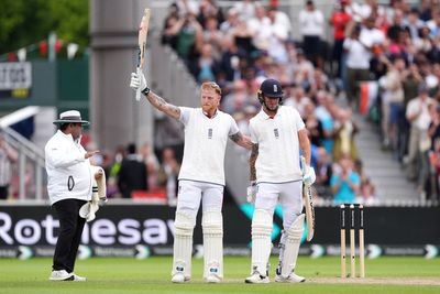 Shubman Gill and KL Rahul hold up England’s push for fourth-Test victory