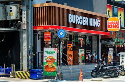 Burger King Menu Change: New Beverage Options Announced Amid Rivalry with Starbucks, McDonald's