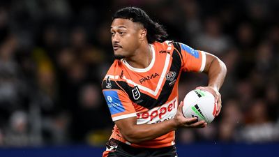 Marshall still backing Fainu despite mid-game benching