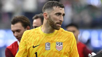 Matt Turner’s Ligue 1 Move at Risk: Three Options for USMNT Goalkeeper