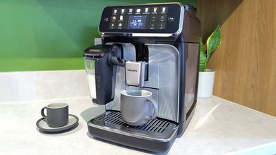 I tested the Philips LatteGo 5500 Series, and it's the perfect espresso machine for one or two people