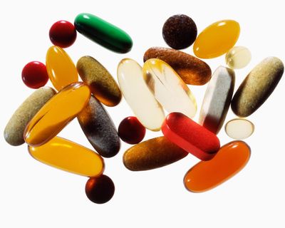 What is vitamin B6 toxicity and what are the symptoms of taking too much?