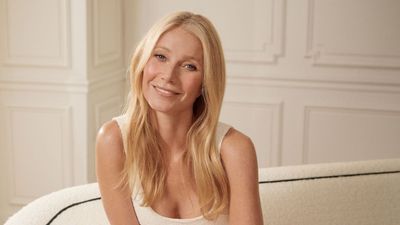 Trust me – Gwyneth Paltrow's neutral entryway is the chicest I've seen to date (the secret is in her houseplant placement)
