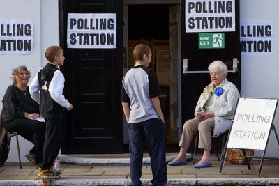 How do Starmer, Farage and now Corbyn convince teenagers to vote for them?