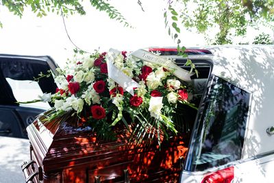 10 Funeral Add-Ons That Families Regret Buying