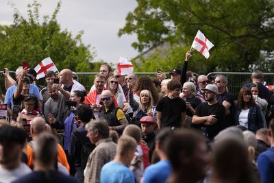 Three arrested as demo takes place outside hotel used to house migrants