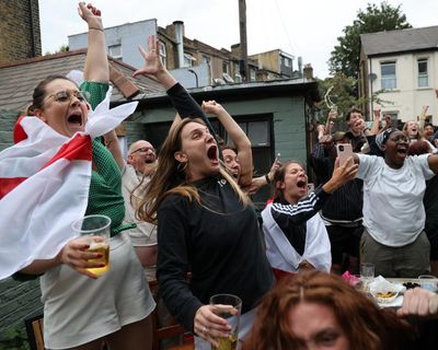 ‘It was amazing, so inspiring’ – ecstatic fans sing praises of Lionesses after shootout victory