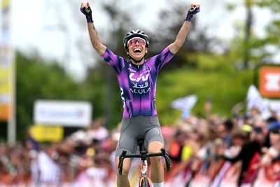 Tour de France Femmes stage 2: Mavi García holds on solo ahead of charging bunch for biggest victory of career at 41