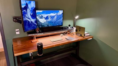 I tested the Uplift V2 Commercial 2-Leg standing desk and it's the perfect workspace for a powerful workstation