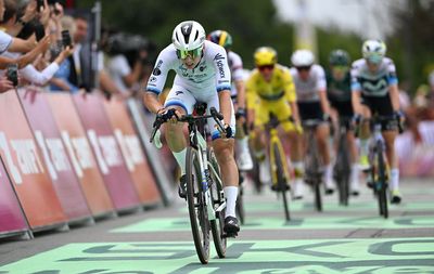'None of the teams were committed' - did the Tour de France Femmes peloton miscalculate the finish on stage 2?