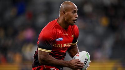 Veteran props back for Dolphins as finals run heats up