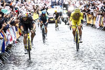 'I wasn’t prepared for these emotions' – Wout van Aert conquers Montmartre to win Tour de France final stage again