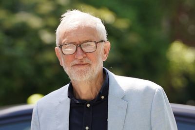 Jeremy Corbyn more popular among younger voters than Keir Starmer, new poll shows