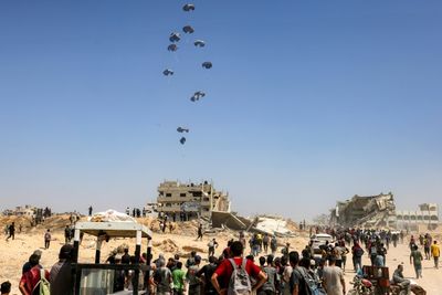 Food Arrives In Gaza After Israel Pauses Some Fighting
