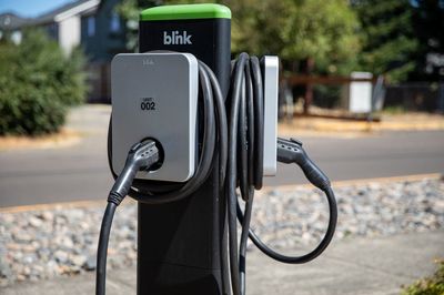 Blink Charging, dfYOUNG Partner For Simplified EV Fleet Management