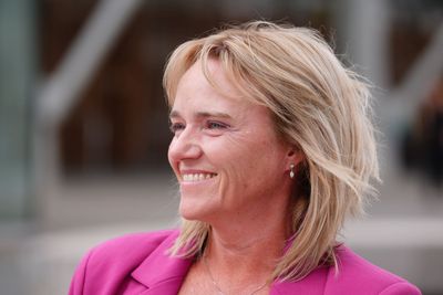 Nurse called transgender doctor ‘weirdo’ and ‘it’, tribunal told