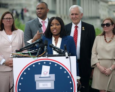 Democrats rally in Texas over Trump order to redraw districts: ‘The only way they can keep power is to cheat’