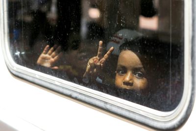 Hundreds Of Sudanese Refugees In Cairo Take Up Chance To Return Home For Free