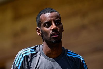 Liverpool finances in Alexander Isak pursuit revealed as Eddie Howe confirms there is 'no chance'