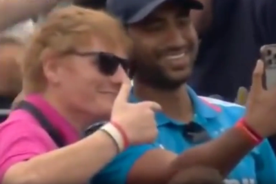 Cricket fans swarm Ed Sheeran look-a-like at fourth test match