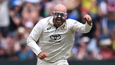 Lyon expecting to be England target in Ashes