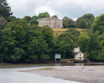 Devon campaigners call for ‘right to riverbank’ after finding Dart has 108 owners