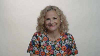 Amy Sedaris tapped into 2025’s biggest pattern trend in her guest apartment bedroom – it’s equal parts country chic and city style