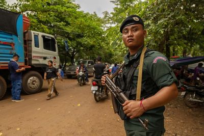 Thailand and Cambodia hold peace talks as Trump urges them to settle differences