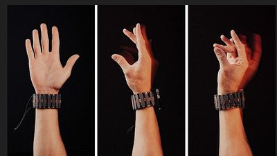Meta’s new wristband allows you to type without touching a screen. Here’s how the AI device works