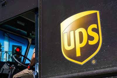 UPS Volume Takes A Hit On Tariff-Induced Weakness, Withholds Annual Outlook