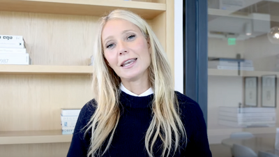 Why Gwyneth Paltrow Reportedly Decided To Be In Ad Poking Fun At That Viral Coldplay Kiss Cam Moment