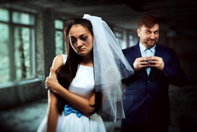 10 Signs It Might Be the “Wrong” Time For You to Get Married (Even if You’re in Love)