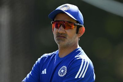 India coach involved in furious row with groundsman before fifth England Test at Oval
