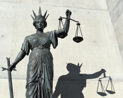 Victorian coroner calls out family violence failures after husband ambushes wife with hatchet