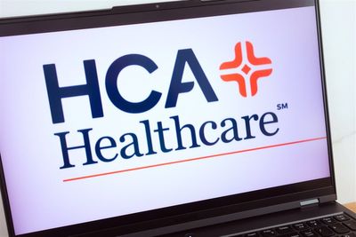Can HCA Healthcare Revive the Market’s Weakest Sector?
