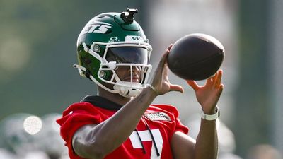 Jets' Justin Fields Expresses Relief Over Status of Toe Injury