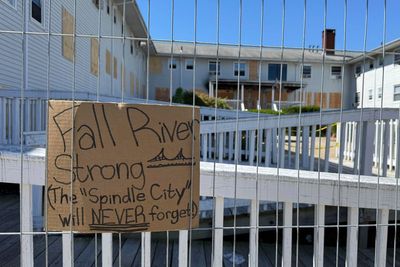 Assisted-living facility where fire killed 10 temporarily lost certification for mistreatment